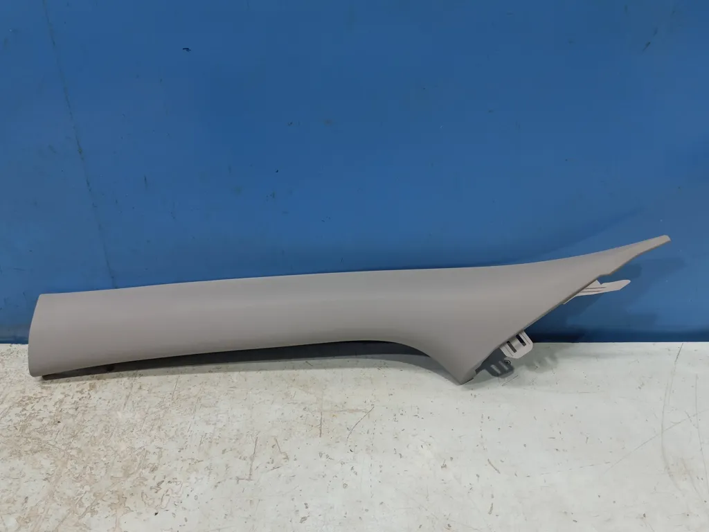 Обшивка передней стойки левая Hyundai Sonata 7 LF 2017-2019