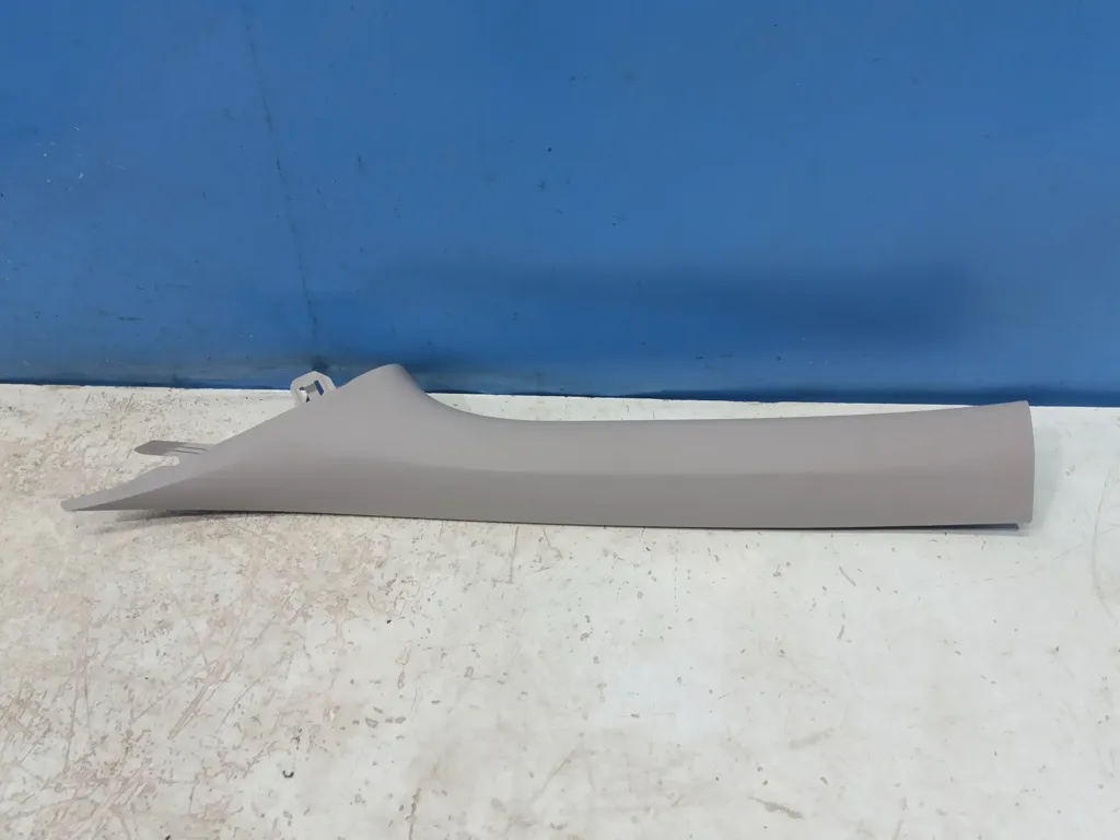 Обшивка передней стойки левая Hyundai Sonata 7 LF 2017-2019