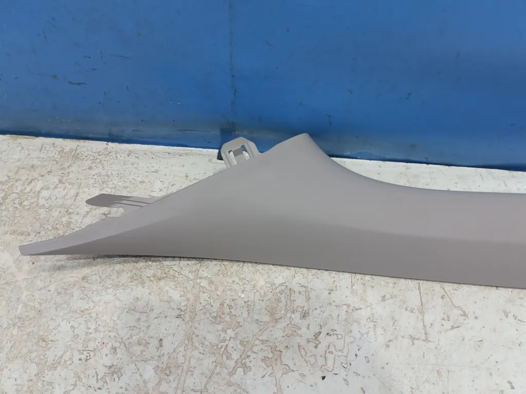 Обшивка передней стойки левая Hyundai Sonata 7 LF 2017-2019