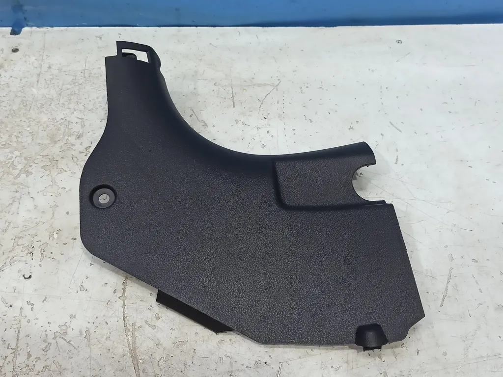 Накладка стойки левая Hyundai Sonata 7 LF 2017-2019