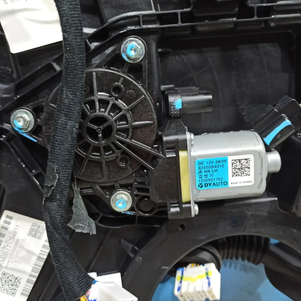 Стеклоподъемник задний левый Kia Optima 4 JF 2018-2020