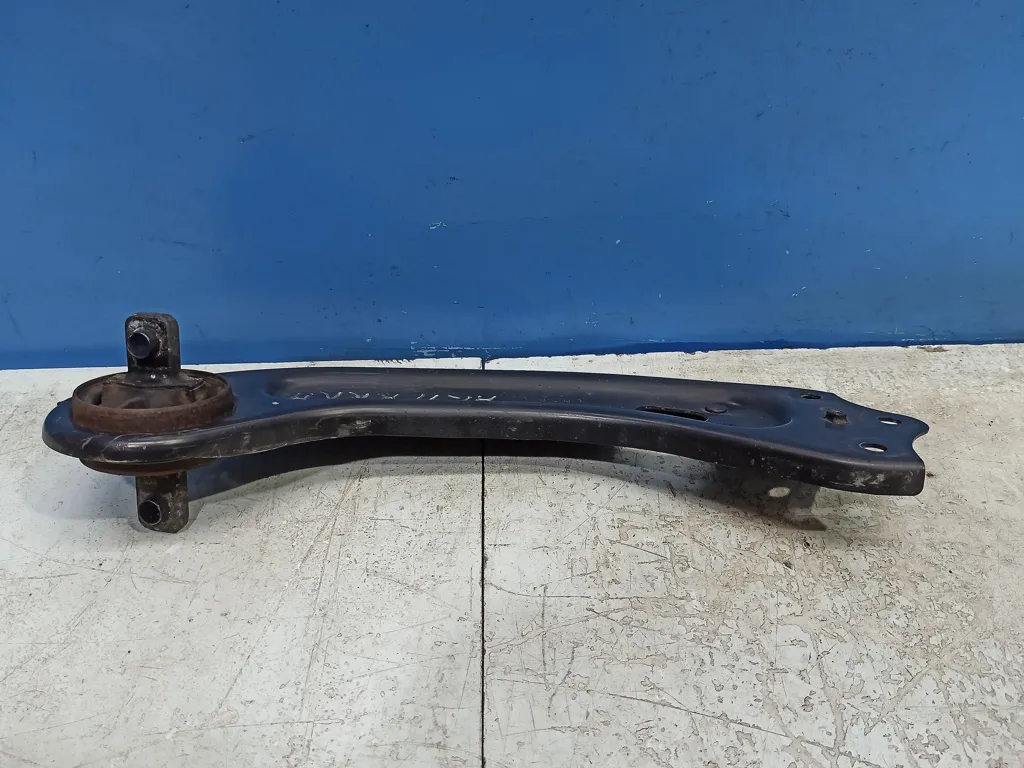 Рычаг задний продольный правый Kia Sorento 3 Prime 2014-2017