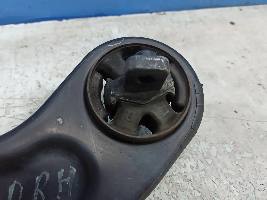 Рычаг задний продольный правый Kia Sorento 3 Prime 2014-2017