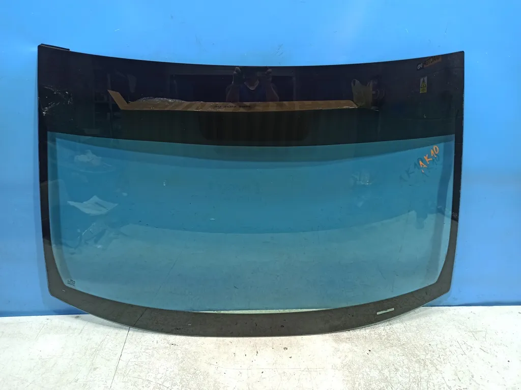 Стекло лобовое Hyundai Sonata 7 LF 2017-2019