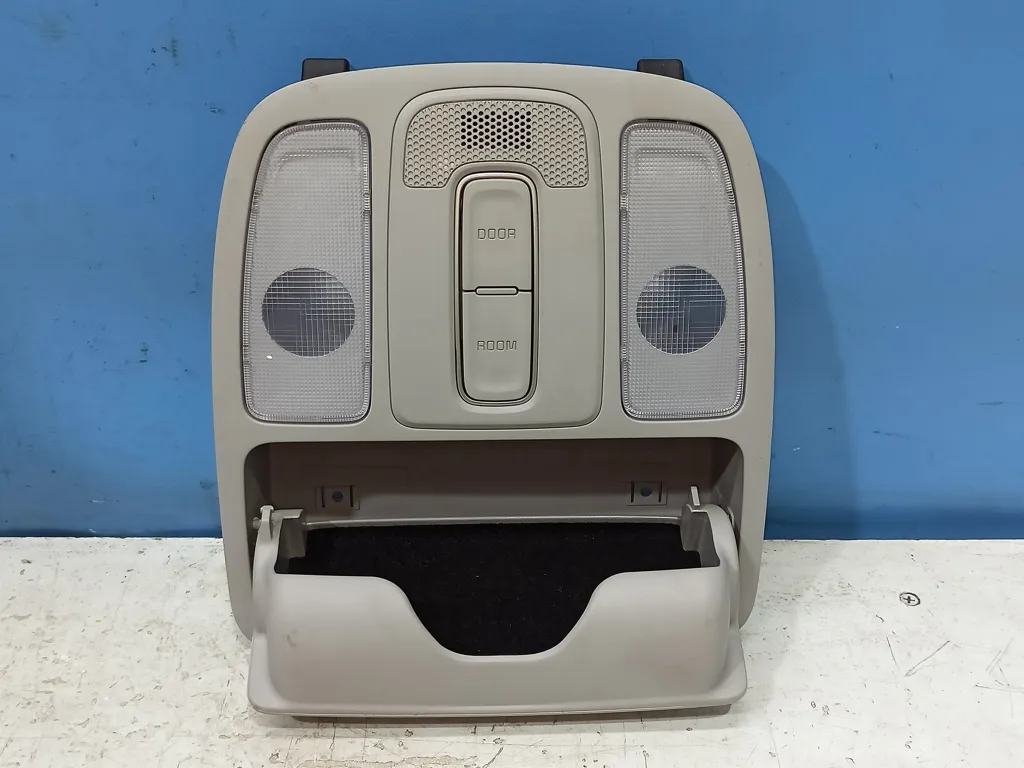 Плафон салонный передний Kia SOUL 2 2013-2016