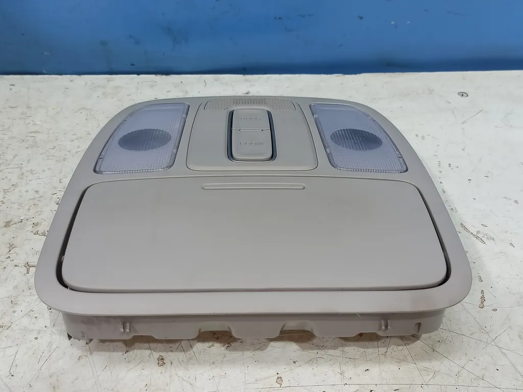 Плафон салонный передний Kia SOUL 2 2013-2016