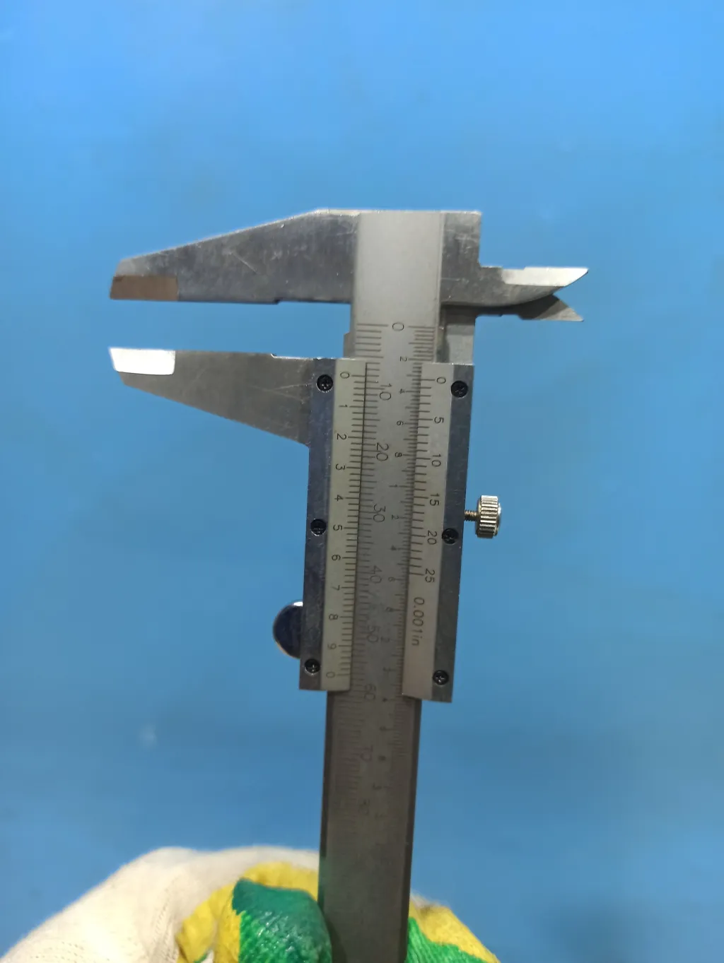 Шина Avid Ascend R16