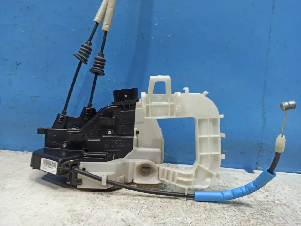 Замок двери передней левой Kia SOUL 2 2013-2016