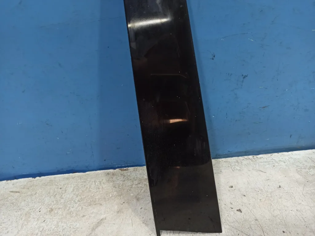 Молдинг двери передней правой Hyundai Palisade 2018-2022