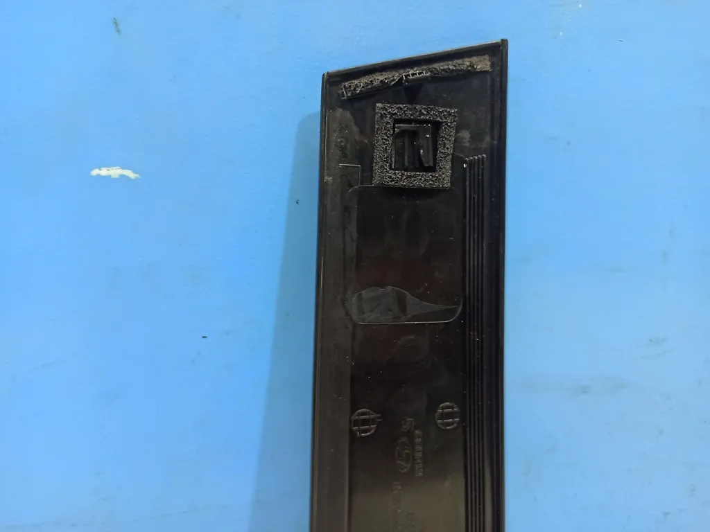 Молдинг двери передней правой Hyundai Palisade 2018-2022