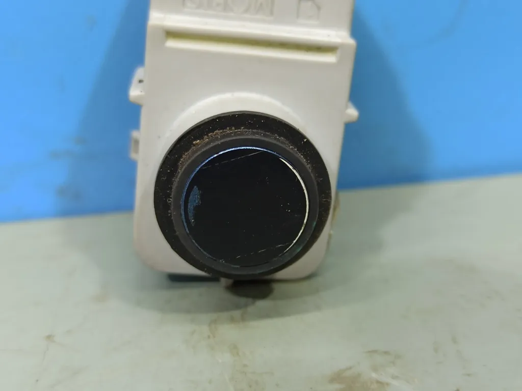 Датчик парковки задний Kia VENGA 1 2009-2014