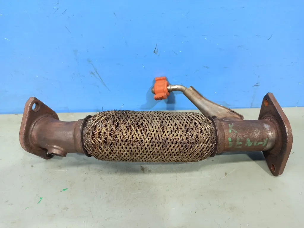 Приемная труба глушителя Kia VENGA 1 2009-2014