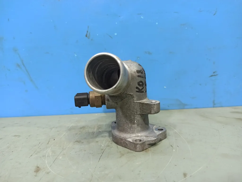 Корпус термостата Kia VENGA 1 2009-2014