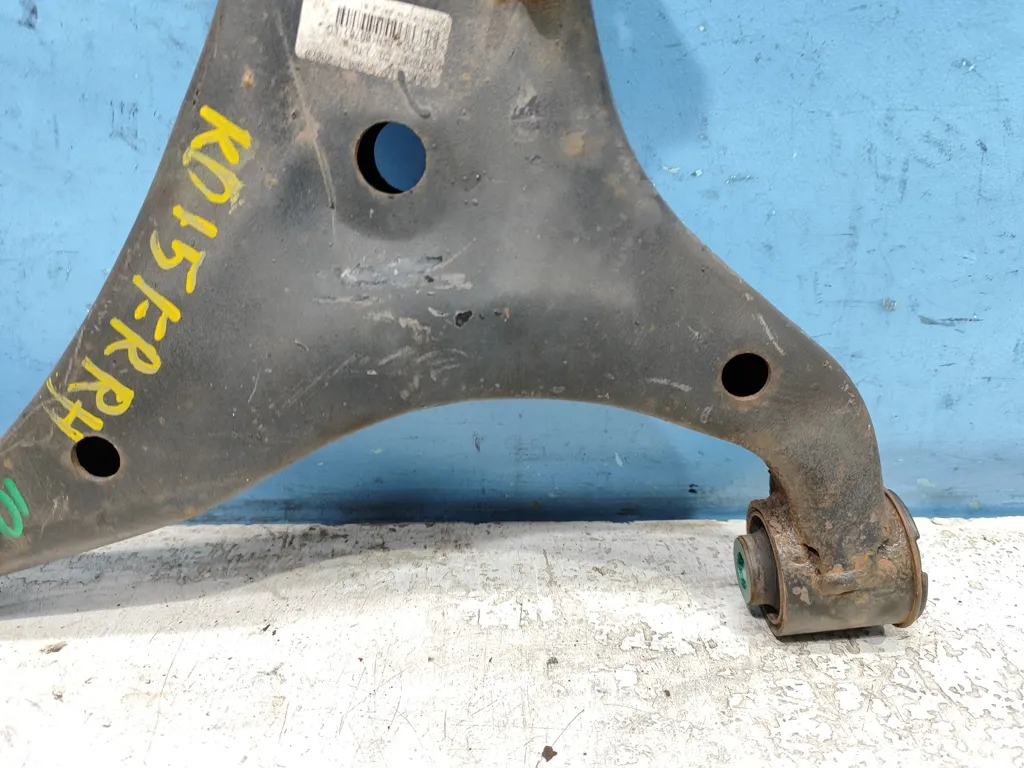 Рычаг передний правый Kia Ceed 1 2010-2012