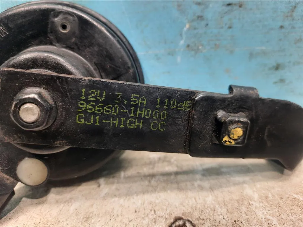 Сигнал звуковой Kia Ceed 1 2010-2012