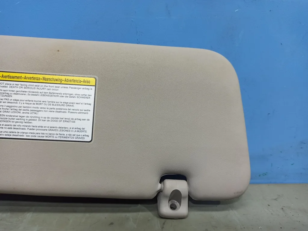 Козырек солнцезащитный левый Kia VENGA 1 2009-2014