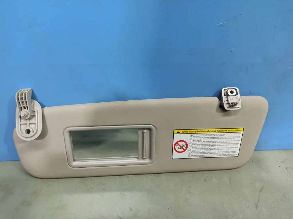 Козырек солнцезащитный левый Kia VENGA 1 2009-2014