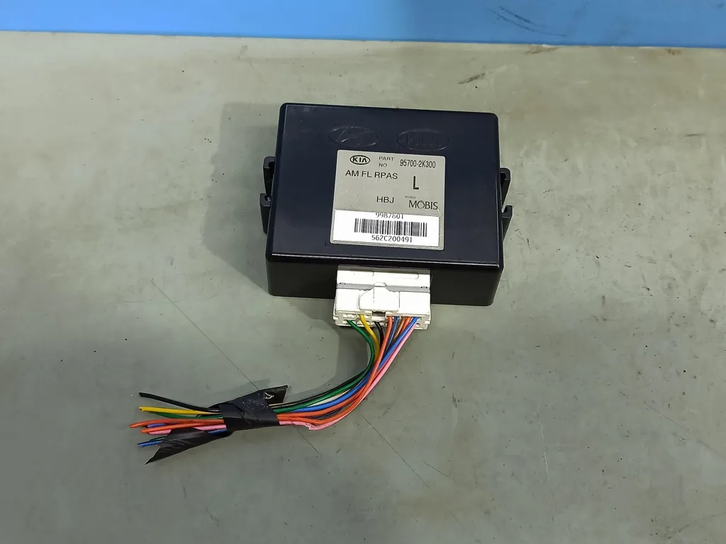 Блок управления парктроником Kia SOUL 1 2011-2014