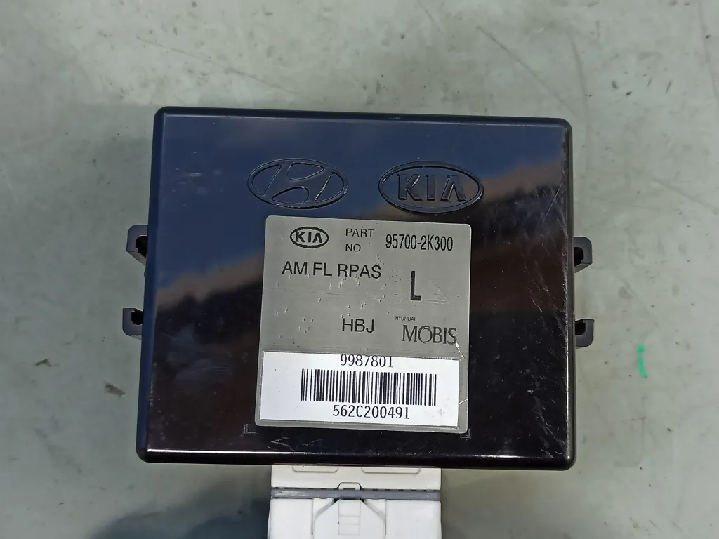 Блок управления парктроником Kia SOUL 1 2011-2014