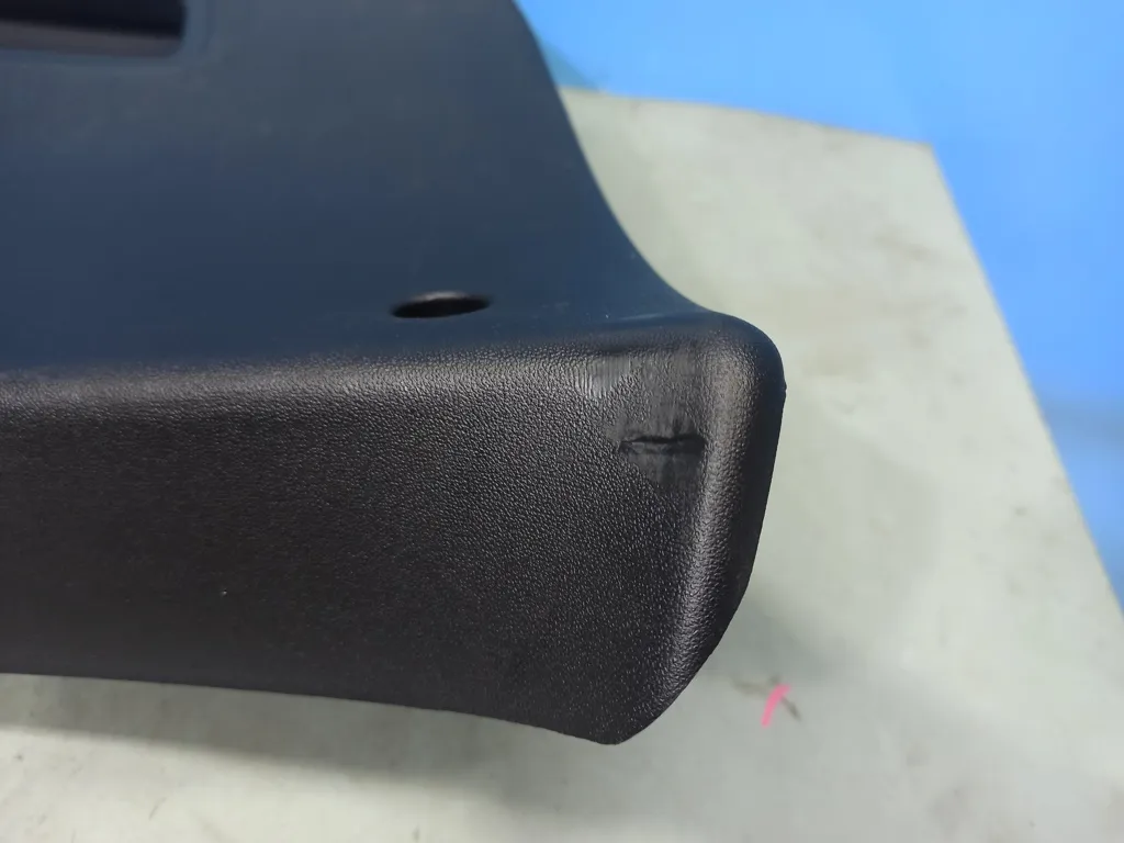 Обшивка крышки багажника Kia VENGA 1 2009-2014