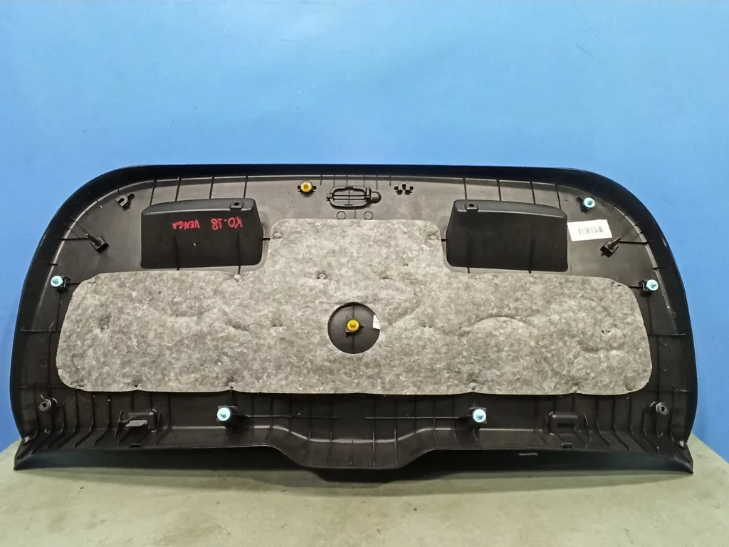 Обшивка крышки багажника Kia VENGA 1 2009-2014