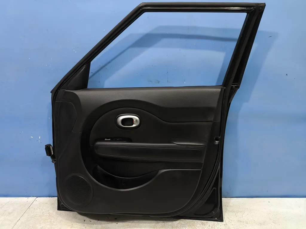 Дверь передняя правая Kia SOUL 2 2013-2016