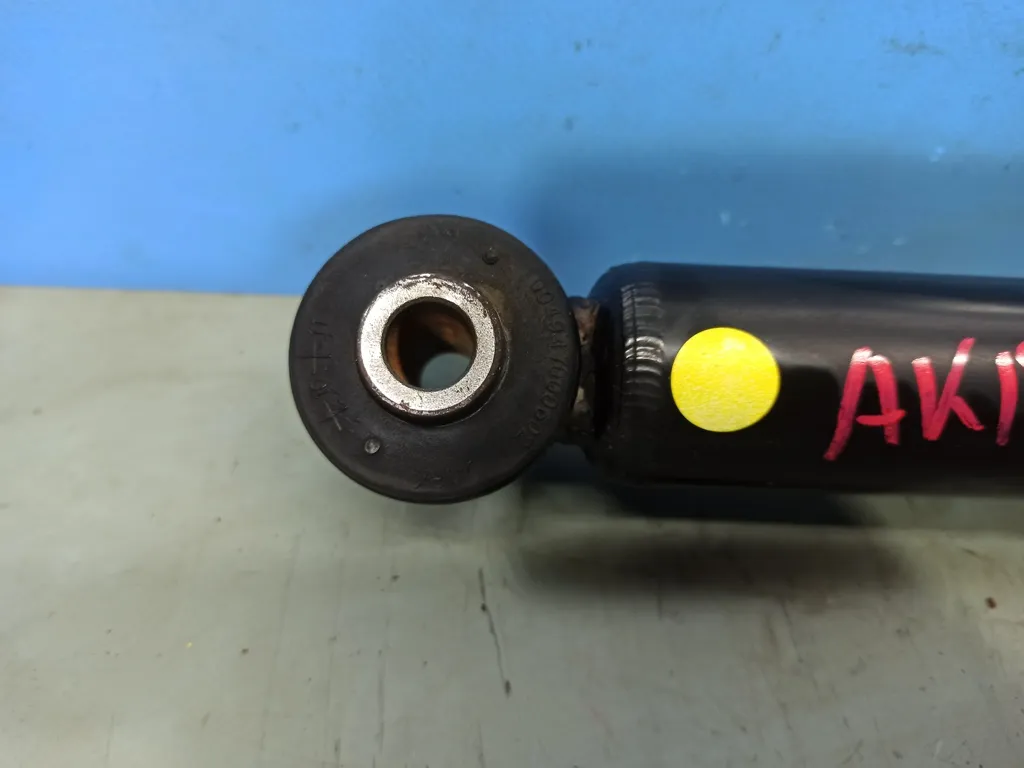 Амортизатор задний Kia SOUL 2 2013-2016