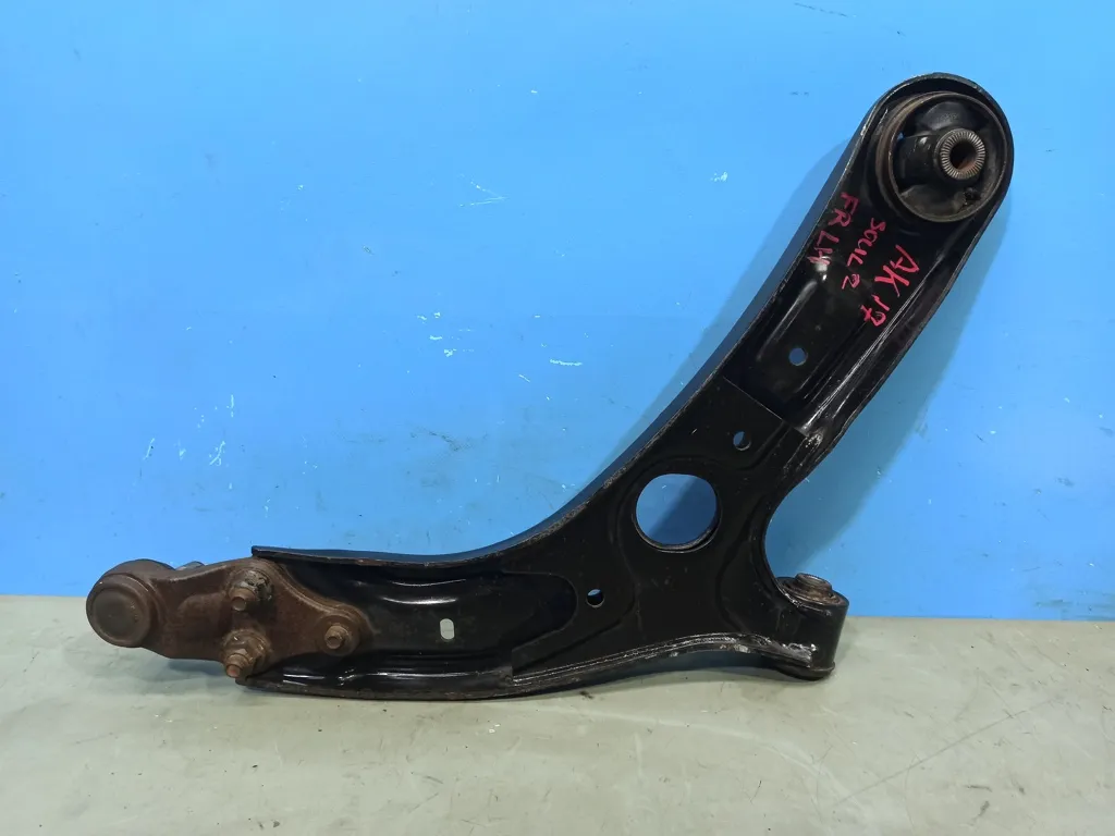 Рычаг передний левый Kia SOUL 2 2013-2016