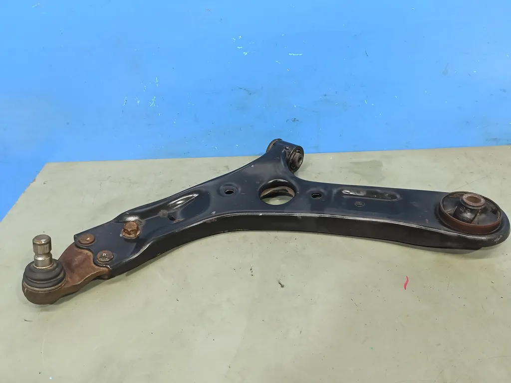 Рычаг передний левый Kia SOUL 2 2013-2016