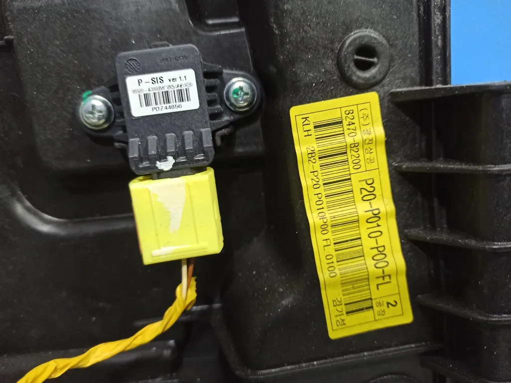 Стеклоподъемник передний левый Kia SOUL 2 2013-2016