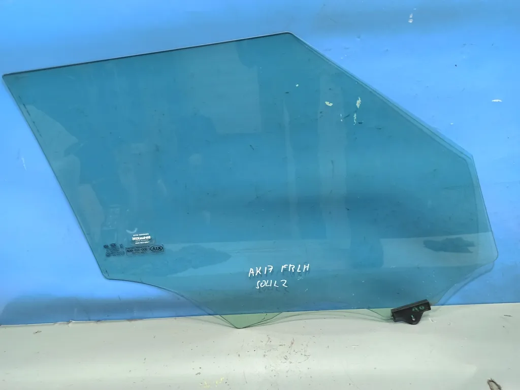 Стекло переднее левое Kia SOUL 2 2013-2016