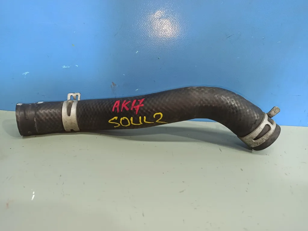 Патрубок радиатора Kia SOUL 2 2013-2016