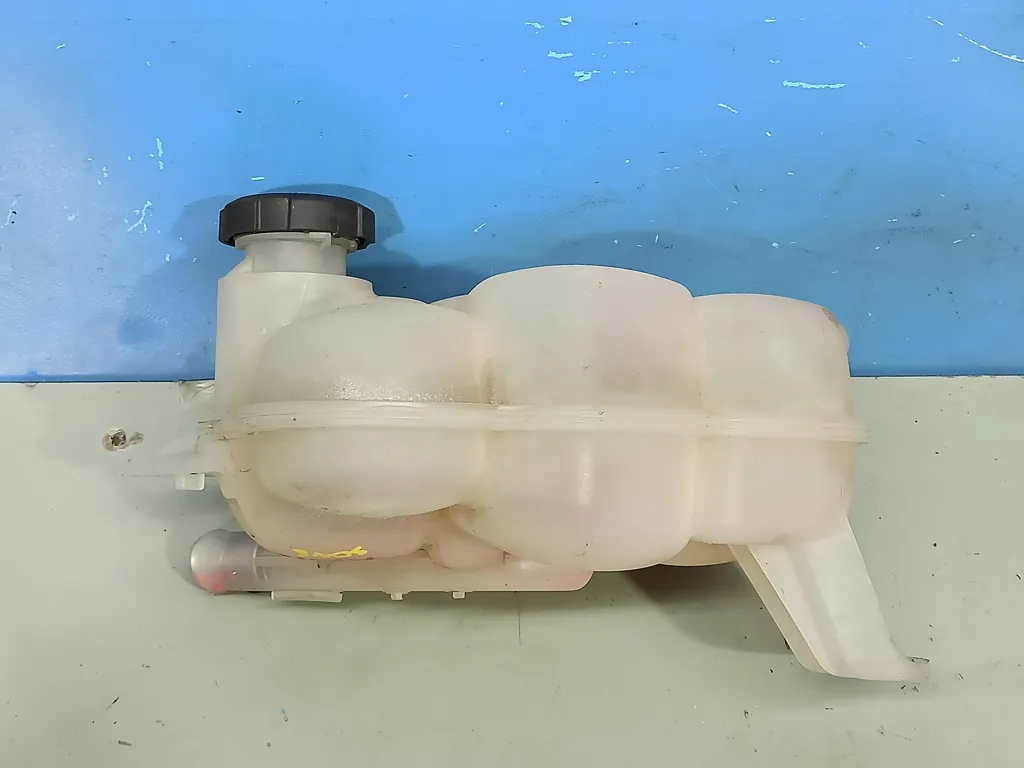 Бачок расширительный Hyundai Sonata 8 DN 2019-2023
