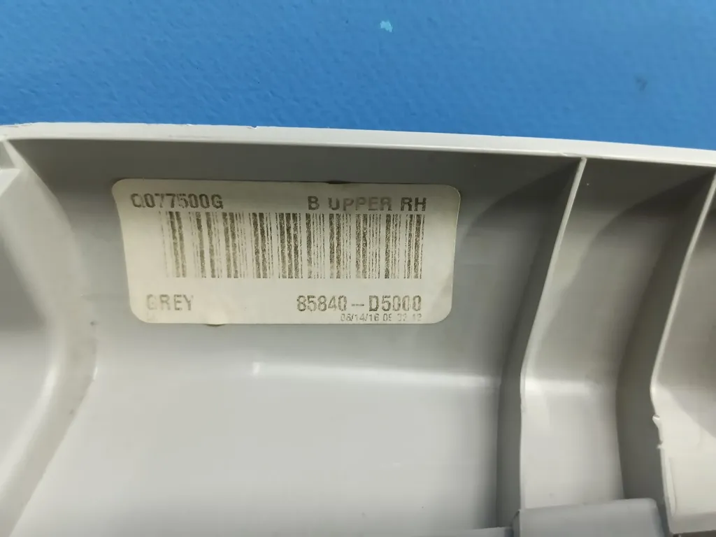 Обшивка средней стойки правой Kia Optima 4 JF 2015-2018