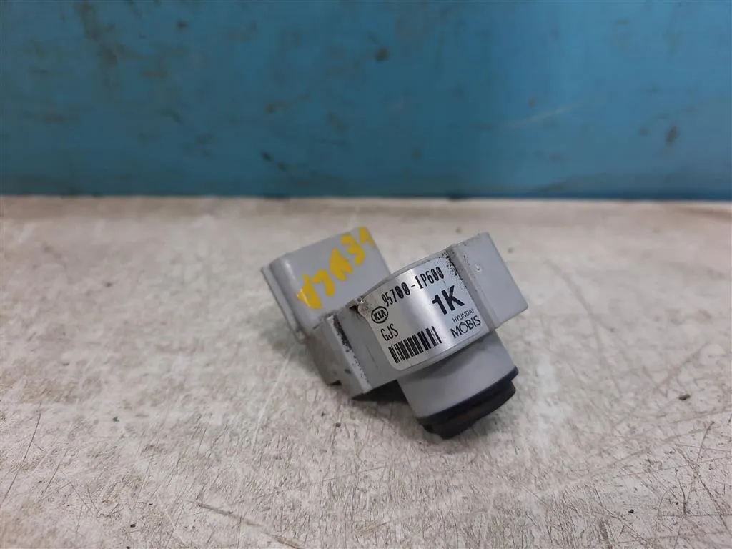 Датчик парковки задний Kia VENGA 1 2009-2014