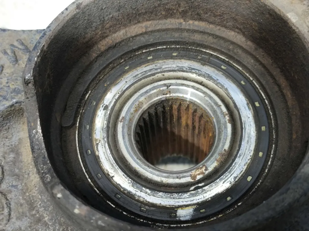 Кулак передний правый Kia Cerato 3 2016-2018