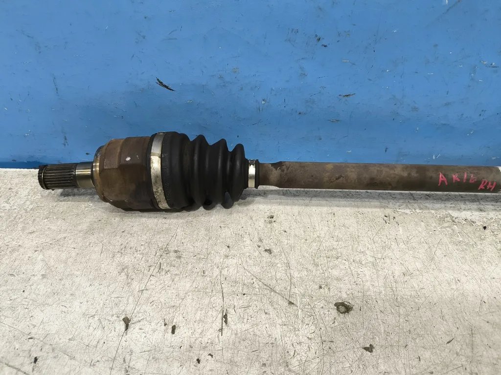 Привод передний правый Kia Cerato 3 2016-2018