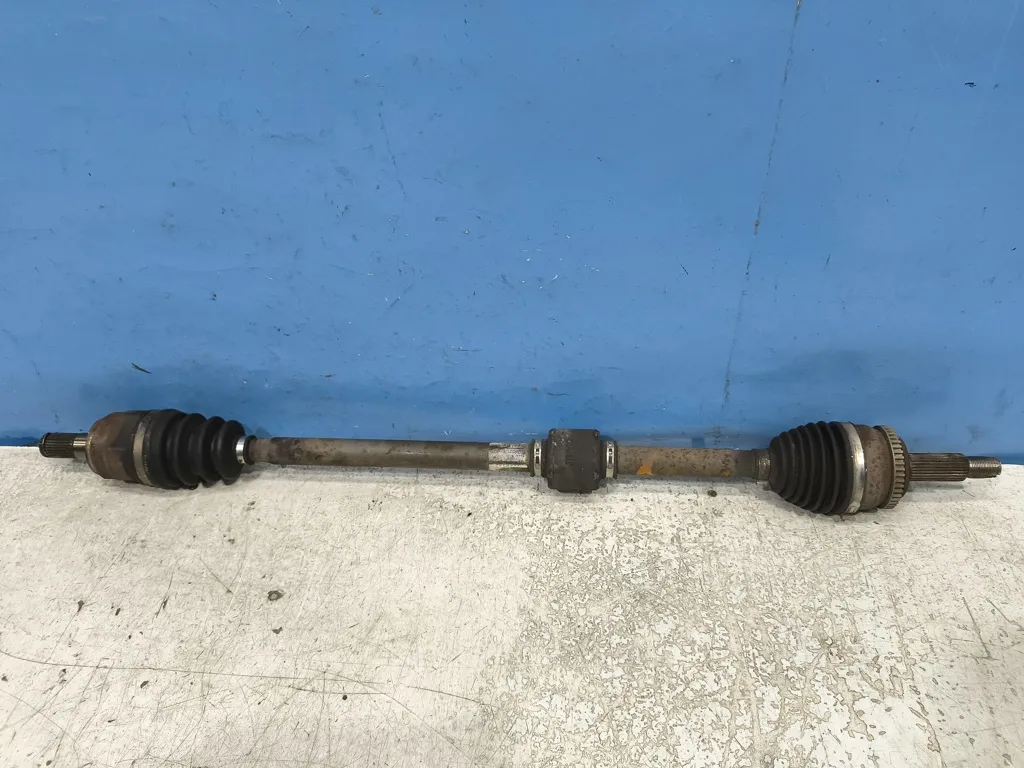 Привод передний правый Kia Cerato 3 2016-2018