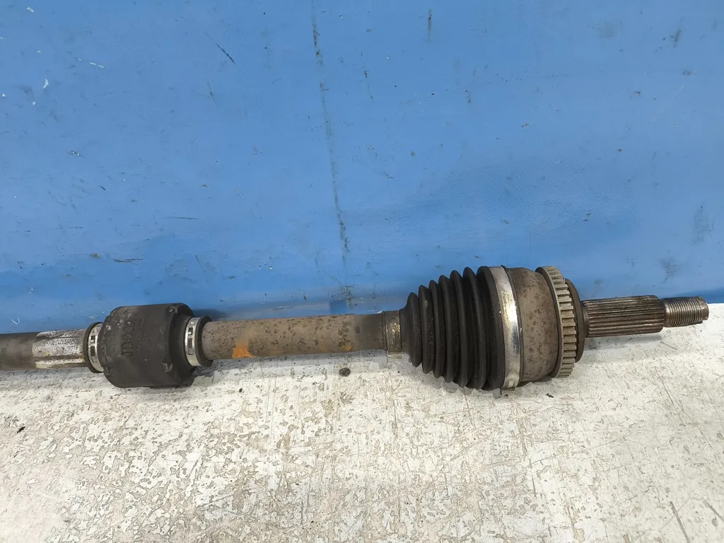 Привод передний правый Kia Cerato 3 2016-2018