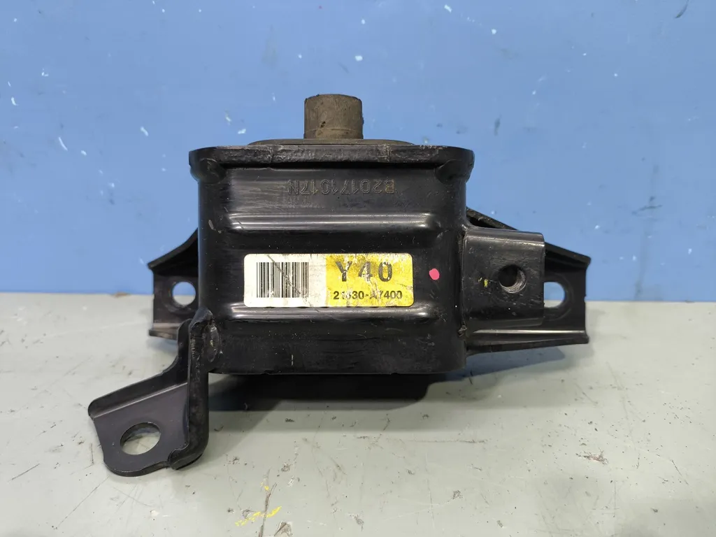 Опора двигателя левая Kia Cerato 3 2016-2018