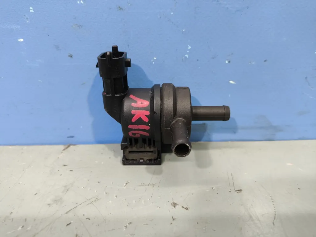 Клапан отсечки топлива Kia Cerato 3 2016-2018