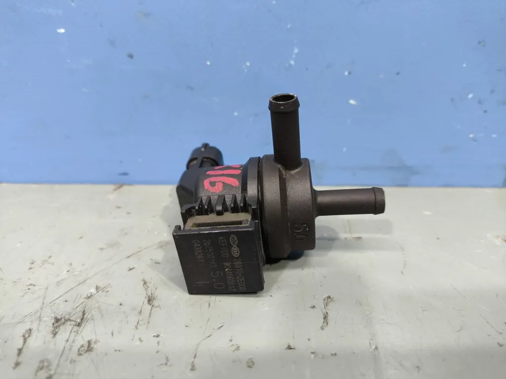 Клапан отсечки топлива Kia Cerato 3 2016-2018