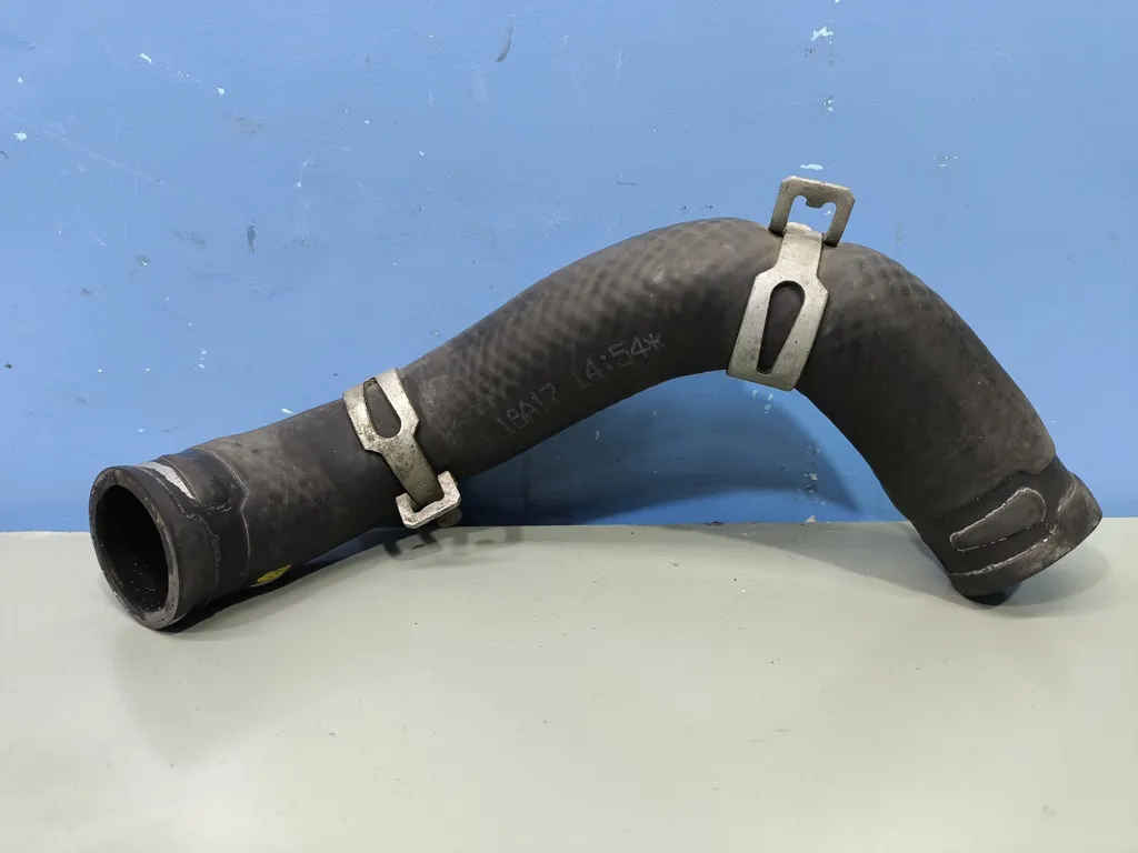 Патрубок радиатора нижний Kia Cerato 3 2016-2018