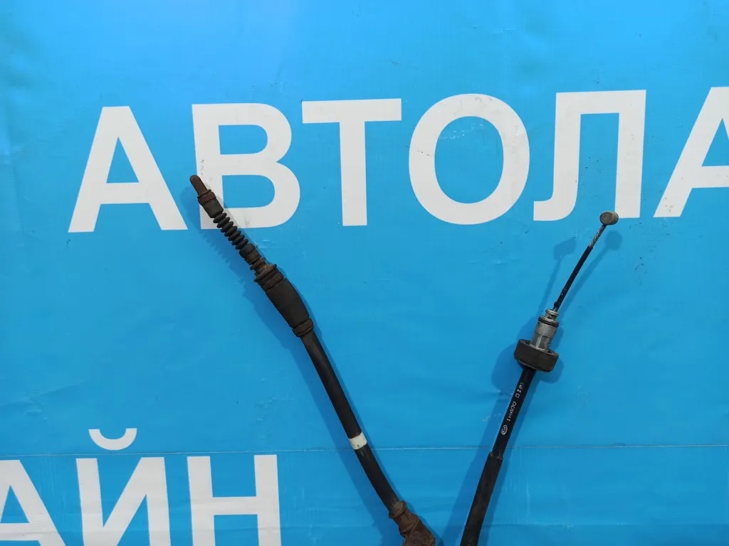 Трос ручного тормоза Kia Ceed 1 2010-2012