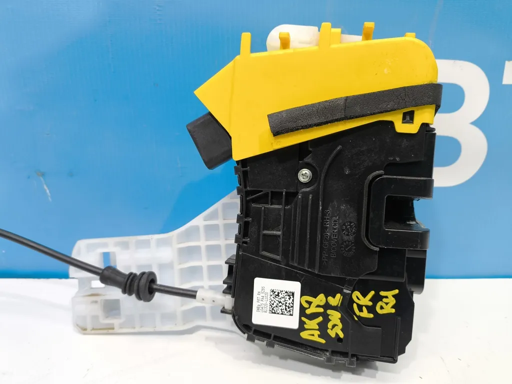 Замок двери передней правой Hyundai Sonata 8 DN 2019-2023