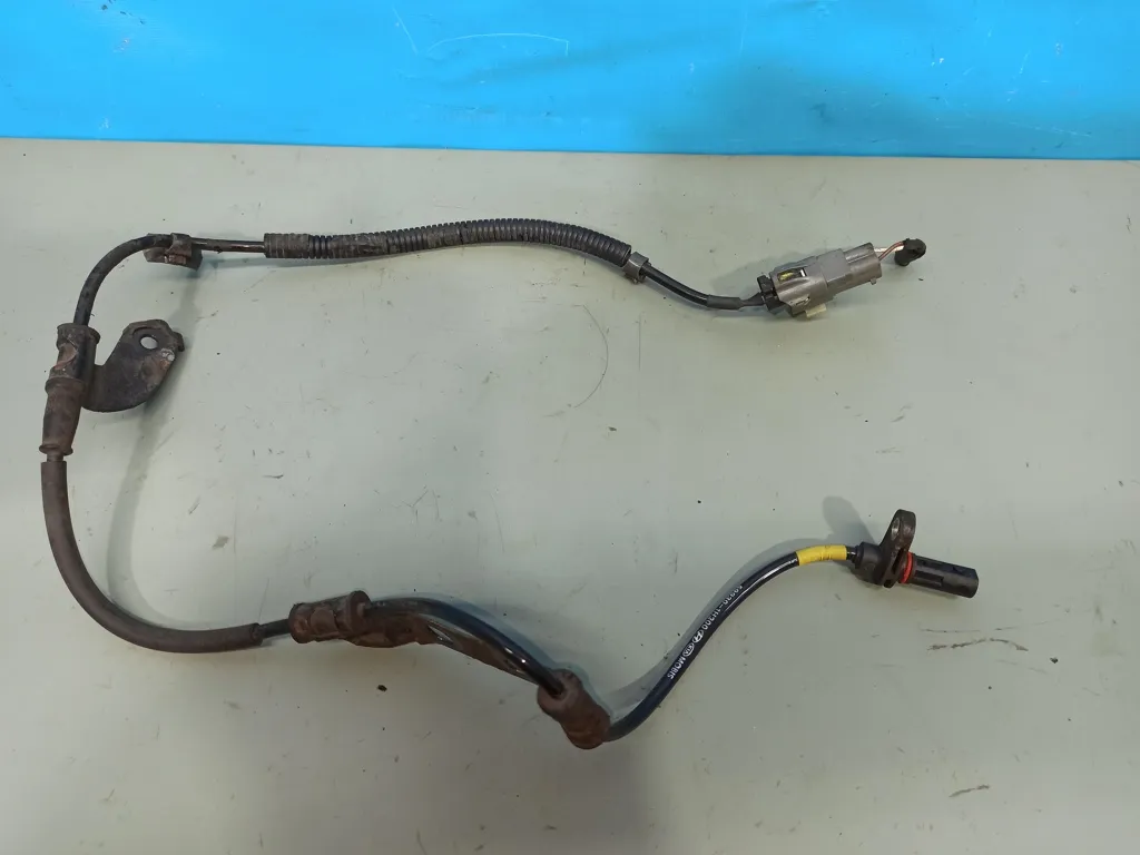 Датчик ABS задний правый Kia Ceed 1 2010-2012