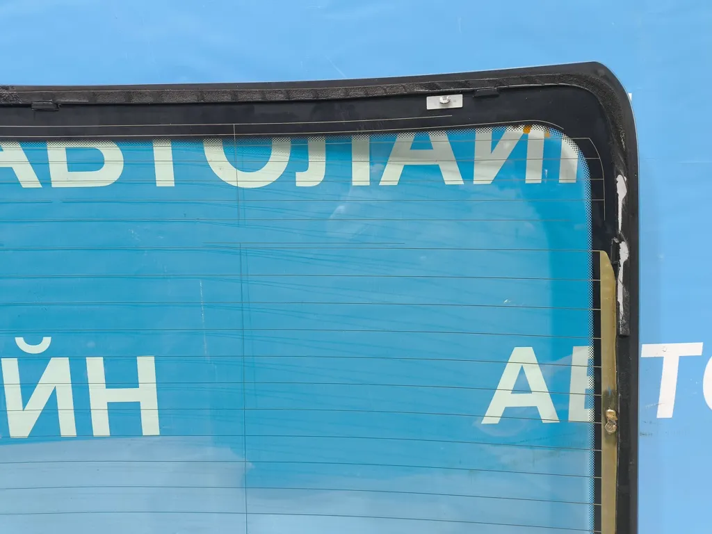 Стекло заднее Kia Cerato 3 2016-2018