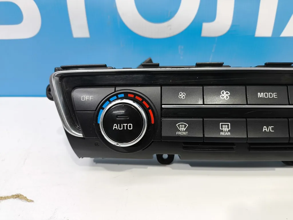 Блок управления климат контроля Kia Optima 4 JF 2015-2018