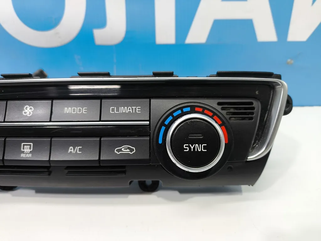 Блок управления климат контроля Kia Optima 4 JF 2015-2018