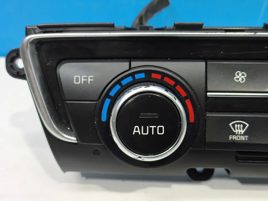 Блок управления климат контроля Kia Optima 4 JF 2015-2018